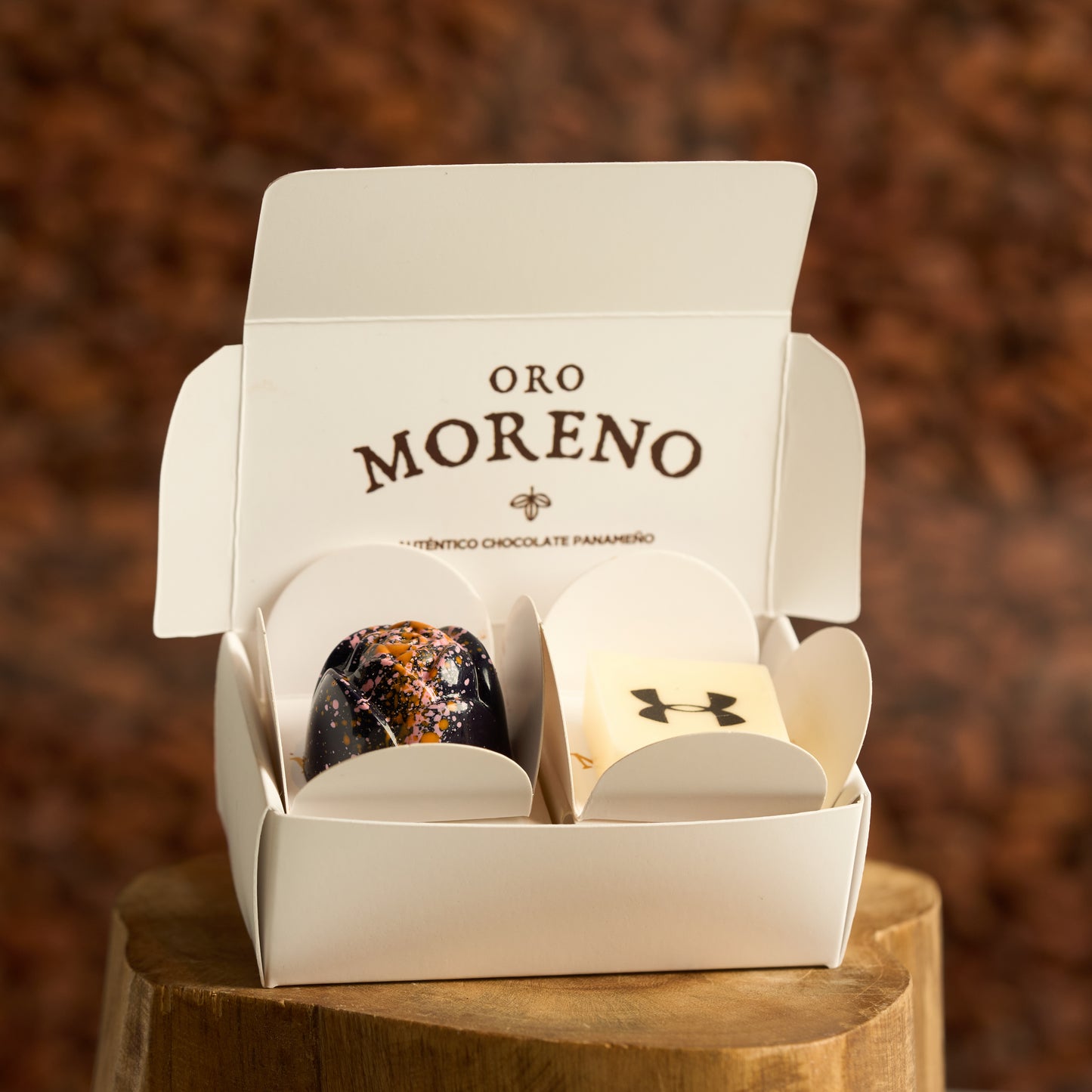 CAJA DE BOMBONES PERSONALIZADA + LAZO