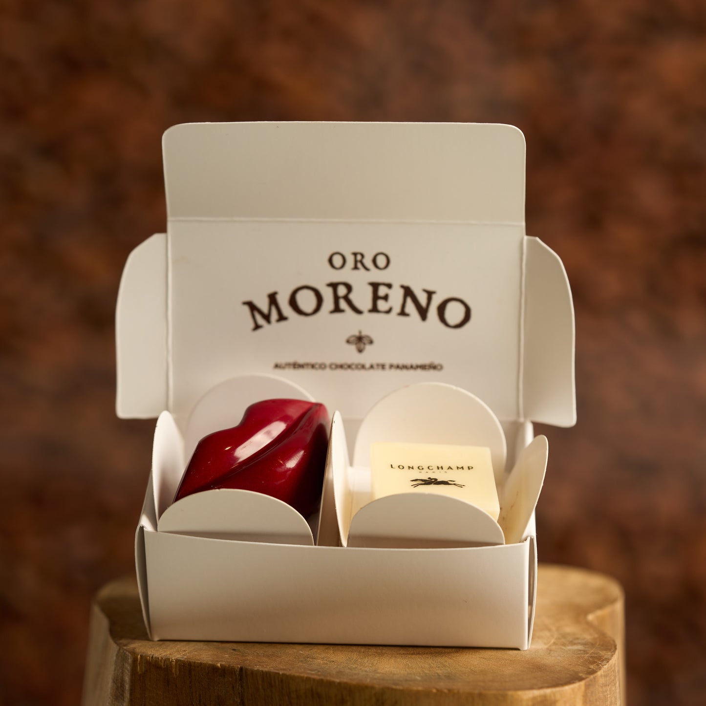 CAJA DE BOMBONES PERSONALIZADA + LAZO