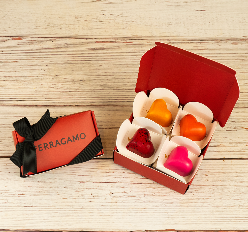 CAJA DE BOMBONES PERSONALIZADA + LAZO