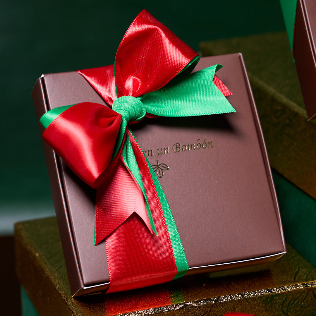 CAJA DE 9 BOMBONES NAVIDEÑOS